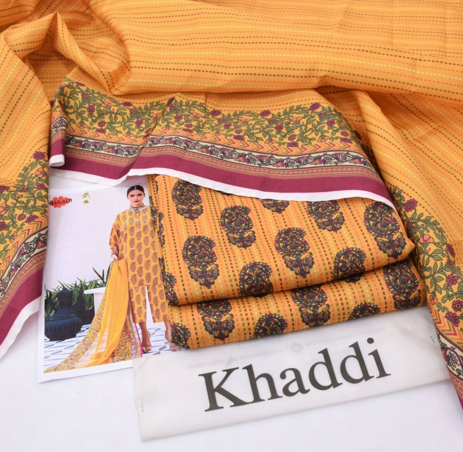 Premium Karandi 3-Piece Suit – Winter Collection