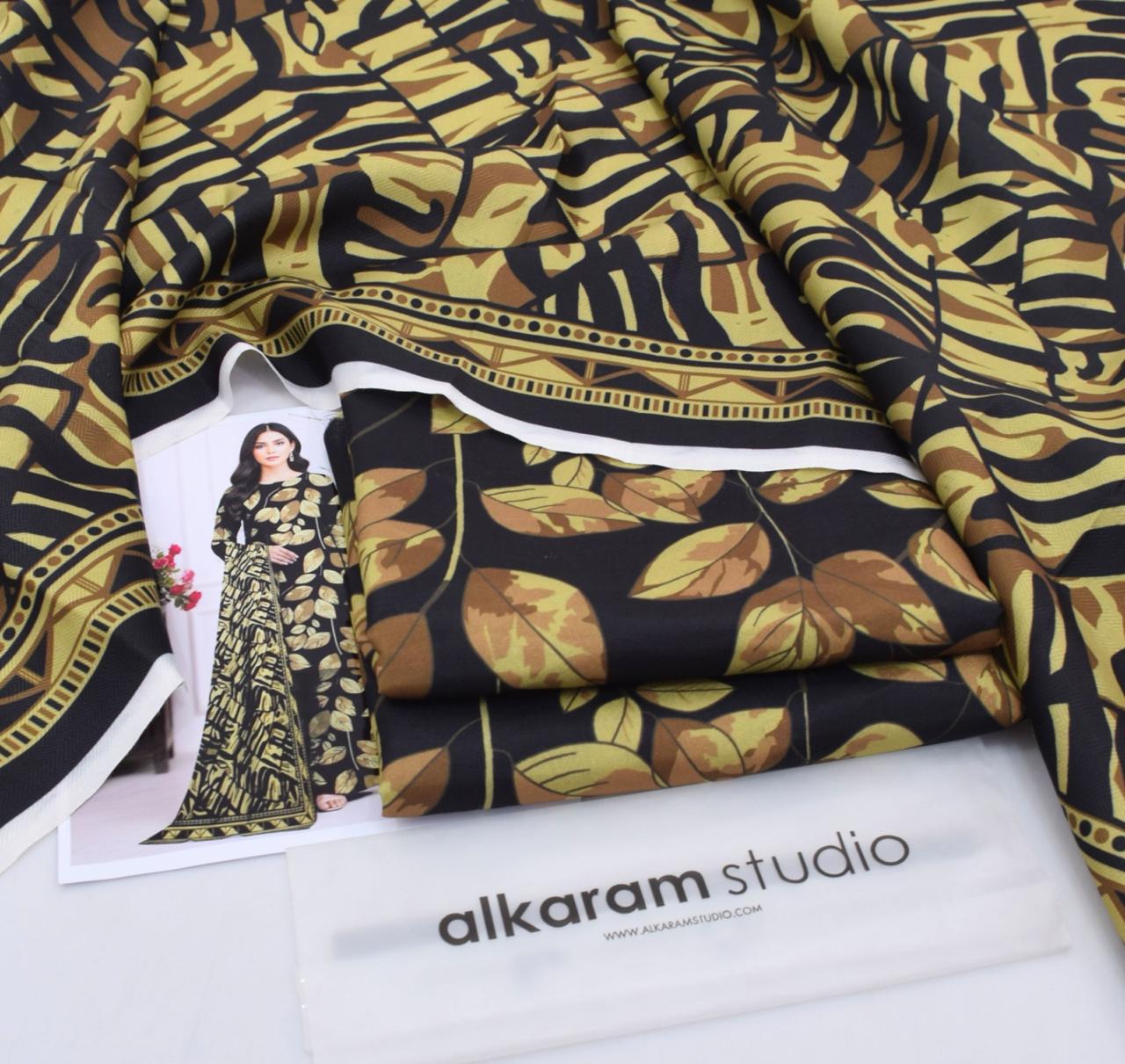 Premium Karandi 3-Piece Suit – Winter Collection